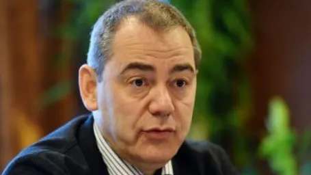 Miting la Guvern pentru susţinerea lui Vlad Alexandrescu