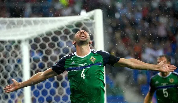 EURO 2016. Incident pe stadion. A murit în timpul meciului Irlanda de Nord - Ucraina