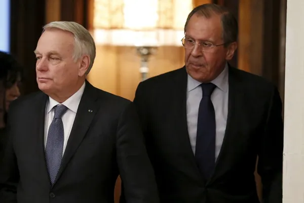 Franţa întinde mâna Rusiei. Speranţe pentru Putin să scape de sancţiuni. Când?