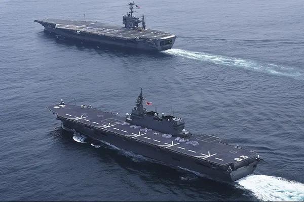 Se pregătește de război? Rusia a simulat distrugerea unor nave din Constanţa