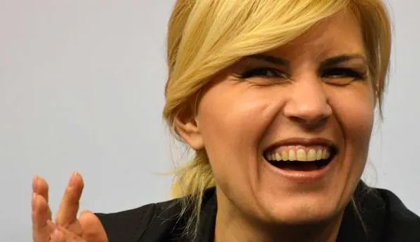 Elena Udrea vrea o lege pentru închiderea gurii denunțătorilor