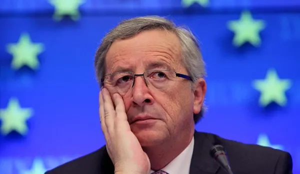 Juncker îl ironizează pe Trump: a REFUZAT, în glumă, să dea mâna cu premierul italian