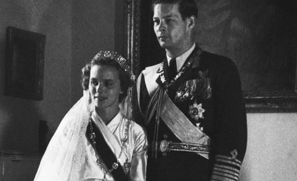 Regele Mihai şi Regina Ana împlinesc 68 de ani de căsătorie. FOTOGRAFII de colecţie