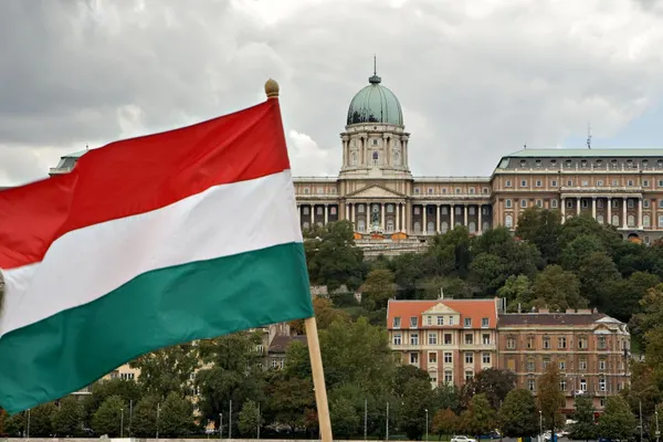 SONDAJ Ungurii critică Uniunea Europeană, dar nu vor să părăsească blocul comunitar