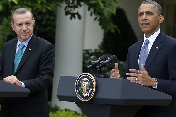 Obama a anunțat că susține guvernul "ales democratic" de la Ankara
