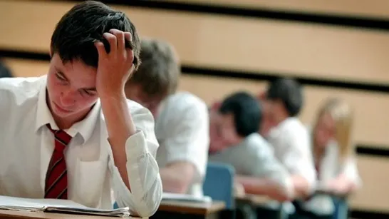 Bacalaureat 2016. 70 de candidaţi au fost eliminaţi la prima probă scrisă