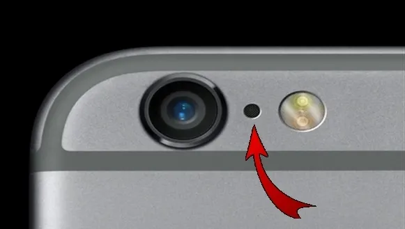 La ce foloseşte gaura de la iPhone de lângă camera telefonului