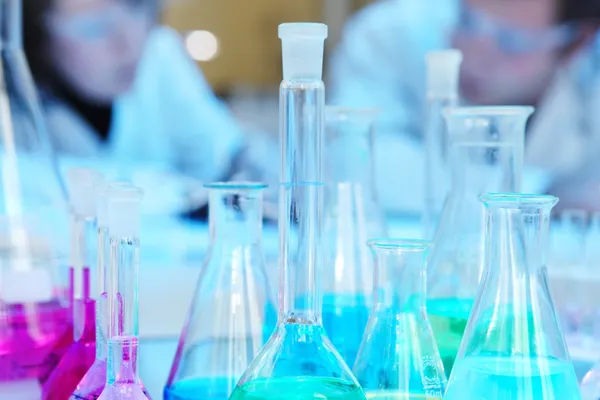 Subiecte Chimie BAC 2016. Subiecte uşoare la Chimie organică şi anorganică Bacalaureat 2016