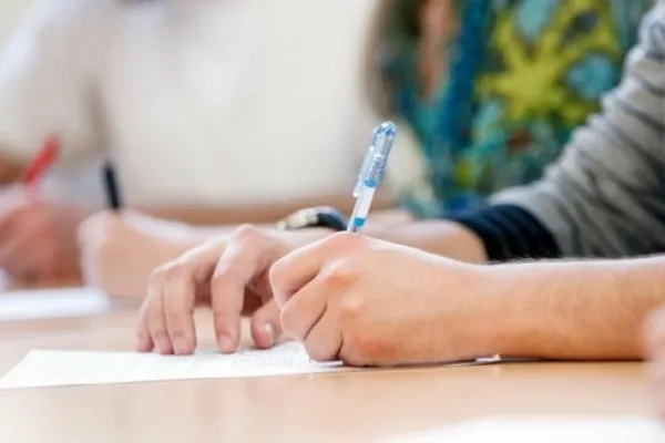 SUBIECTE ROMÂNĂ BACALAUREAT 2016. A sosit BAREMUL. Puteți să vă calculați nota