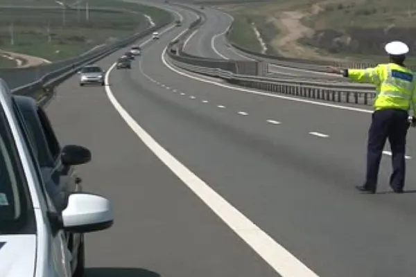 Un tânăr de 21 de ani a dat peste cap radarul polițiștilor pe Autostrada A3! Cu cât circula acesta
