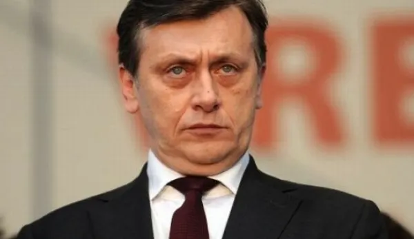 Crin Antonescu spulberă speranţele PNL. Ce spune despre o revenire sau o candidatură la parlamentare