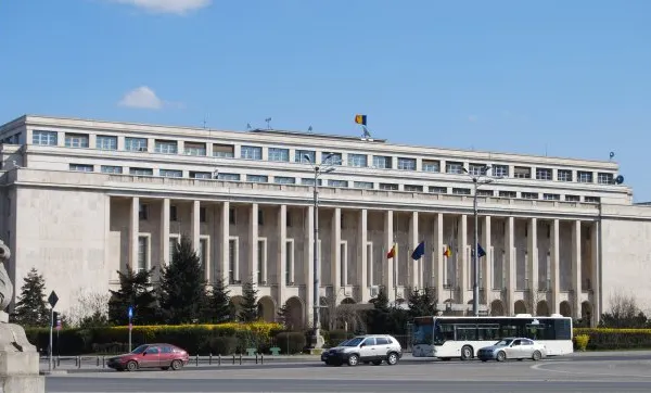 Guvernul s-ar putea reuni luni în şedinţă. Situaţia românilor morţi în Italia, posibil subiect