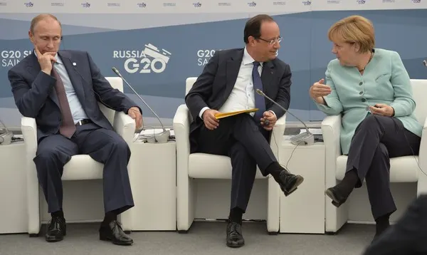 Vladimir Putin a anulat întâlnirea cu Merkel și Hollande. Care e explicația