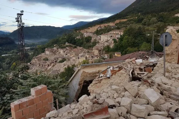CUTREMUR ITALIA. Noi imagini după cutremur. Totul s-a distrus în mai puţin de 30 de secunde