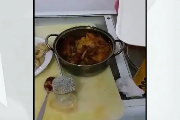 Controale ANPC pe litoral. Mâncare expirată, într-un restaurant din Eforie Nord