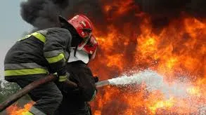 TRAGIC. Opt pompieri și-au pierdut viața într-un incendiu la Moscova