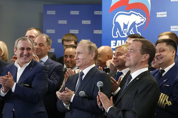 Partidul lui Putin cade în sondaje, dar va câștiga scrutinul marcat de criză și absenteism