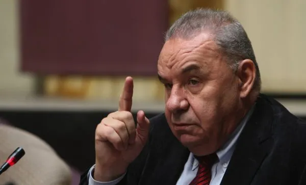 Fost ministru de Externe român, noi declarații CONTROVERSATE despre război. Ce spune despre REFERENDUMURILE lui Putin