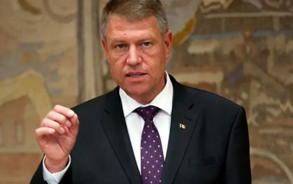 Klaus Iohannis se întâlneşte cu o delegaţie a Guvernului pentru a discuta despre Brexit