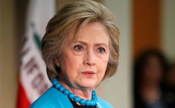 Document clasificat, scris parțial în Rusia, sustras de la Hillary Clinton, găsit în România