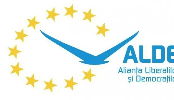 Primele demisii din ALDE, după proteste: liderul filialei muncipale Sibiu pleacă din partid