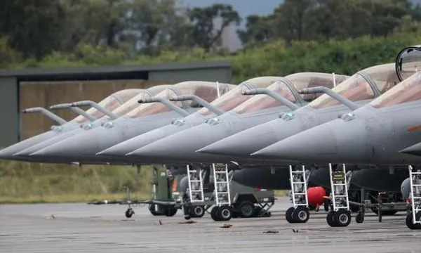 A patra armată a lumii își va dispune bombardierele nucleare în cele mai fierbinți zone