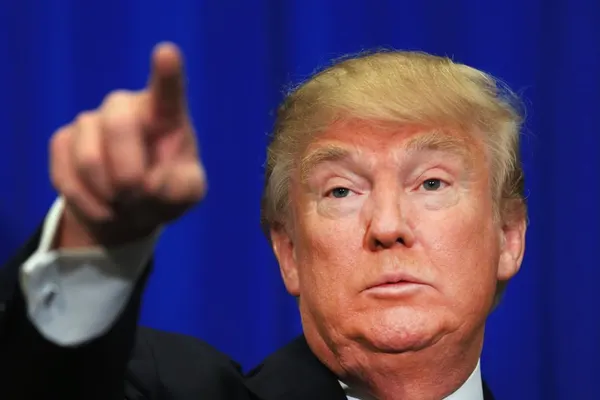 Donald Trump începe anul 2017 apărând Rusia de acuzațiile SUA