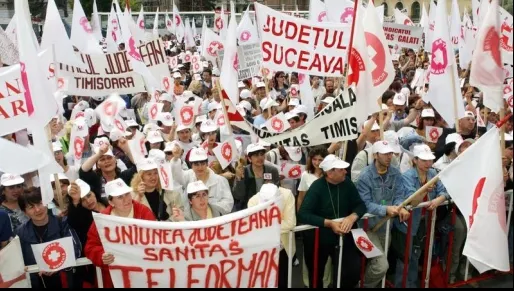 Medicii protestează în faţa Ministerului de Finanţe: "Sigur vom ajunge la grevă"