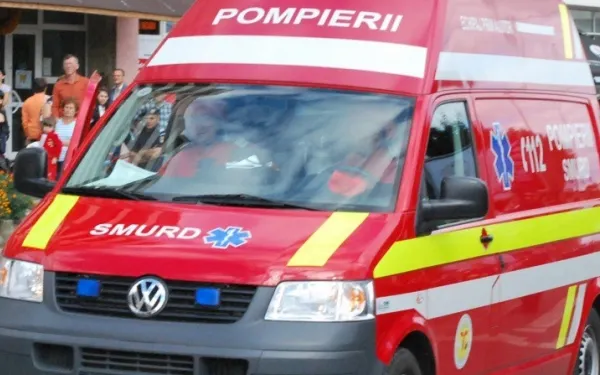 Accident groaznic: A lovit 3 persoane pe trecerea de pietoni și a fugit de la locul faptei