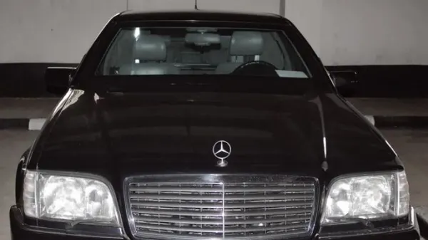 Se vinde automobilul de lux al lui Putin. Cât costă și cine este vânzătorul