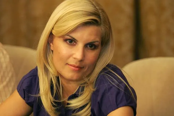Elena Udrea: Ponta rămâne un fricos