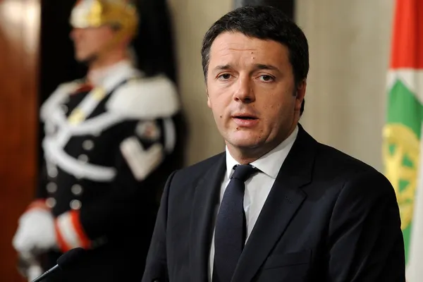 Criză politică în Italia. Matteo Renzi vrea guvern "instituţional" împotriva derivei extremiste