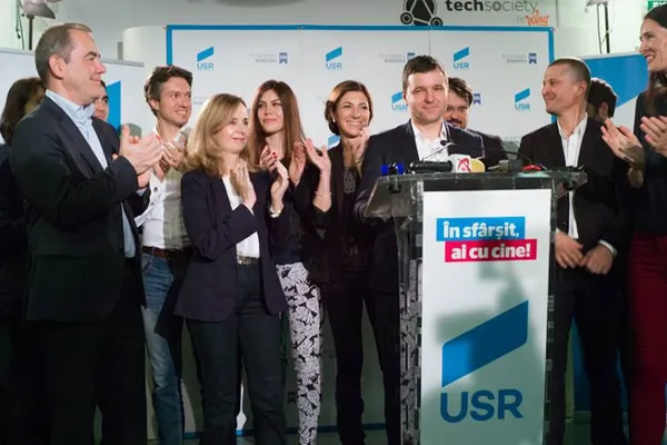 A izbucnit RĂZBOIUL în USR. Acuzațiile soțului lui Clotilde Armand. Ce răspunde Nicușor Dan