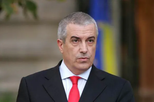 Tăriceanu: USR a cerut birou și mașină cu șofer pentru fiecare membru. Nicușor Dan: E o minciună!