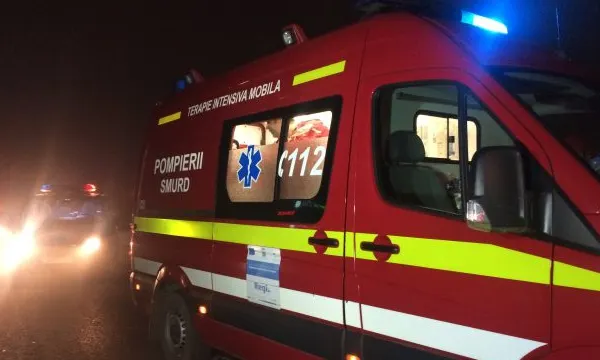 O tânără, spulberată pe trecerea de pietoni de un șofer mort de beat