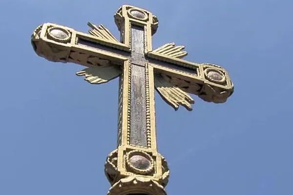 Guvernul schimbă legea privind sprijinul financiar alocat cultelor religioase de către stat. Ce prevede noul act normativ