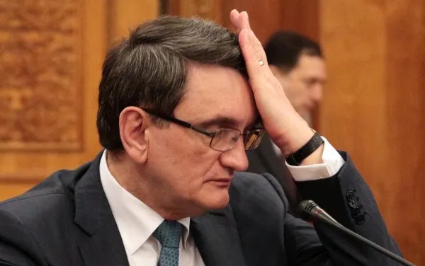 APADOR-CH: Victor Ciorbea minte, legea îi dă dreptul să atace acum ordonanța guvernului