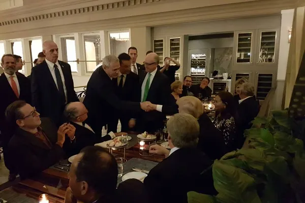 Adevărul despre presupusa cină a lui Dragnea cu Trump. Imagini reale de la faţa locului