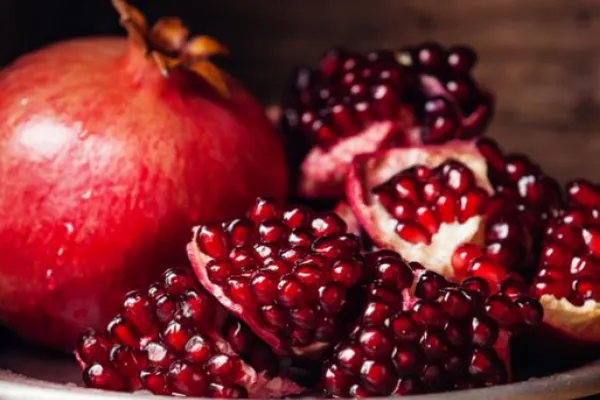 7 beneficii pentru sănătate ale fructului de rodie. Îl vei consuma și tu odată ce știi asta