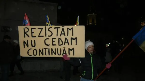 Protestele au continuat în mai multe orașe: "Fără imunitate, rezist"