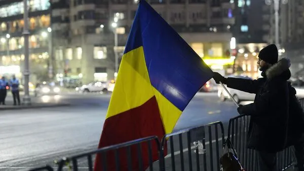 A 17-a zi de proteste. Câteva sute de persoane s-au adunat în Piaţa Victoriei