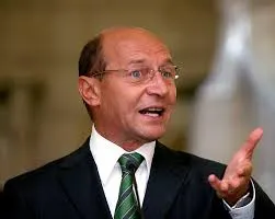 Reacţia lui Băsescu, în timpul protestelor de la Guvern: a demisionat din funcţia de preşedinte PMP