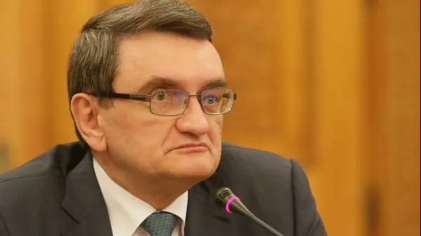 Tăierile de la Pilonul II de pensii, contestate la Avocatul Poporului. Ciorbea: "Lucrăm din plin"
