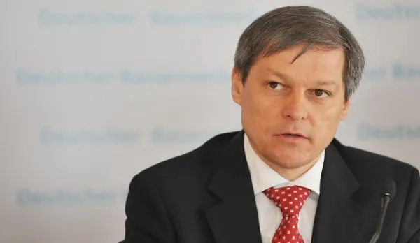 USR va pregăti un guvern din umbră care ar putea fi condus de Dacian Cioloş