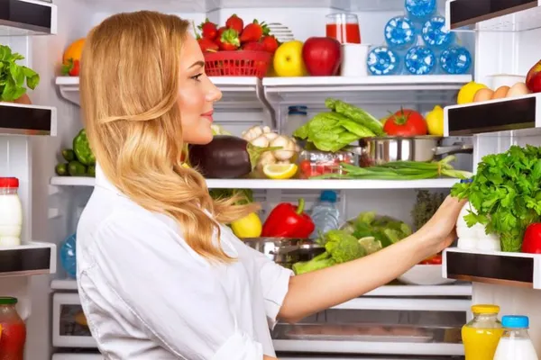 Cinci alimente care nu trebuie ţinute în frigider! Toată lumea face greşeala asta