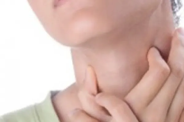 6 alimente pe care trebuie să le eviți dacă ai probleme cu tiroida