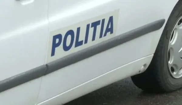 Șofer oprit de polițiști cu focuri de armă pe Autostrada Soarelui