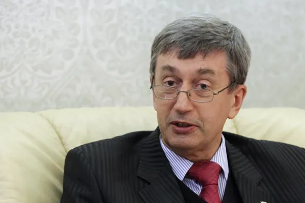 Ambasadorul Rusiei, întâmpinat cu proteste la Constanța