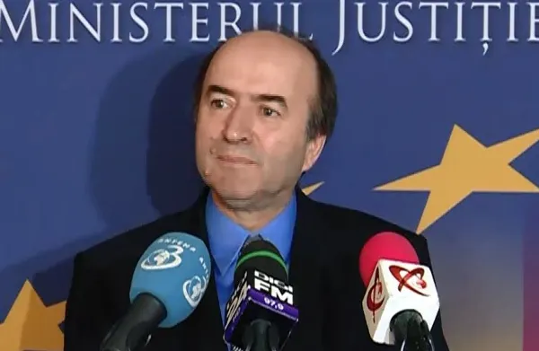Toader  a făcut anunțul! Când vor ajunge în Guvern proiectele privind modificarea Codurilor penale