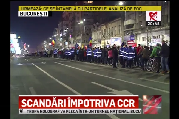 A 5-a duminică de proteste. 10.000 de oameni au ieşit în stradă: "Justiţie! Nu corupţie"